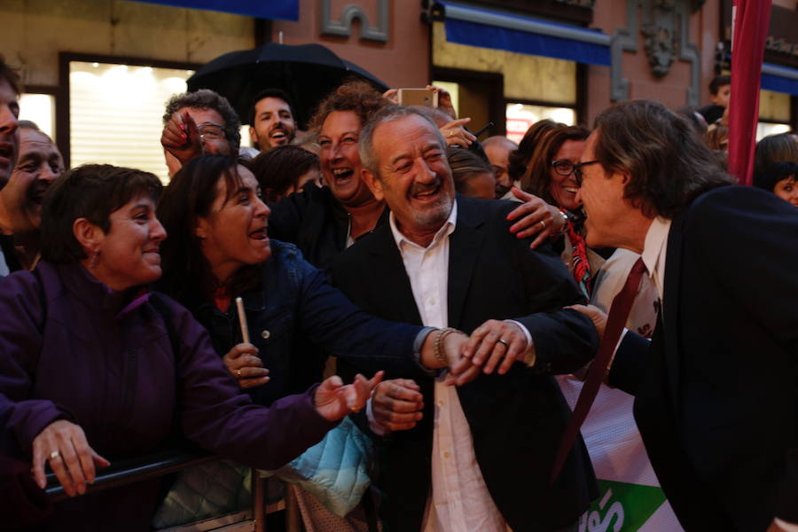 Las fotos de la alfombra naranja de la gala de clausura del FesTVal