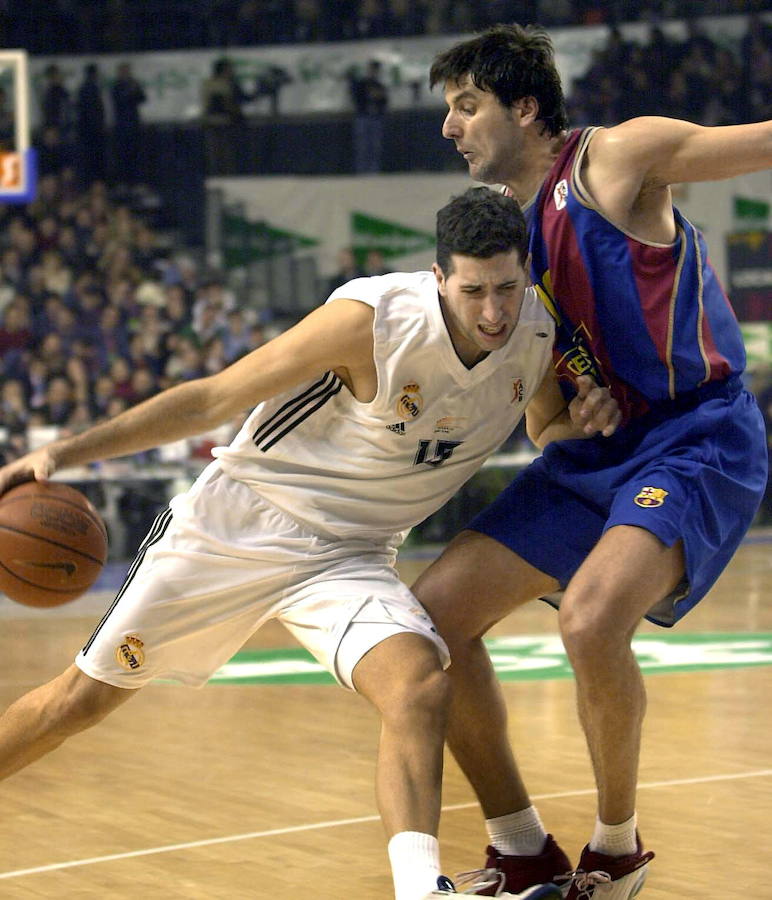 Mumbrú en su etapa en el Real Madrid en 2003.