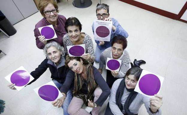 Colectivos de mujeres de Arrigorriaga reivindican la igualdad.