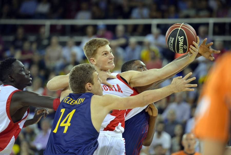 Barcelona - Baskonia. Partido inaugural de la Liga ACB