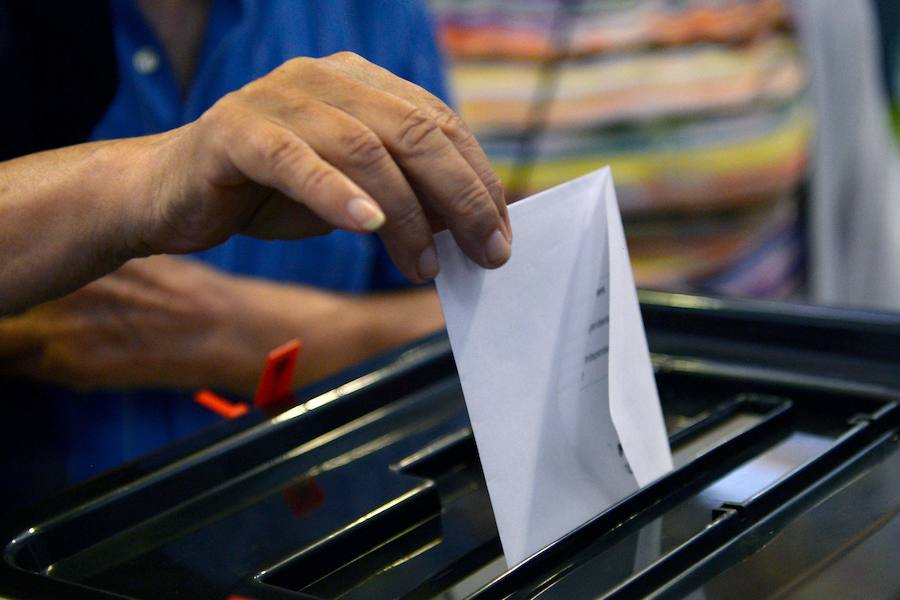 El Gobierno central asegura que se está votando sin ningún tipo de control telemático