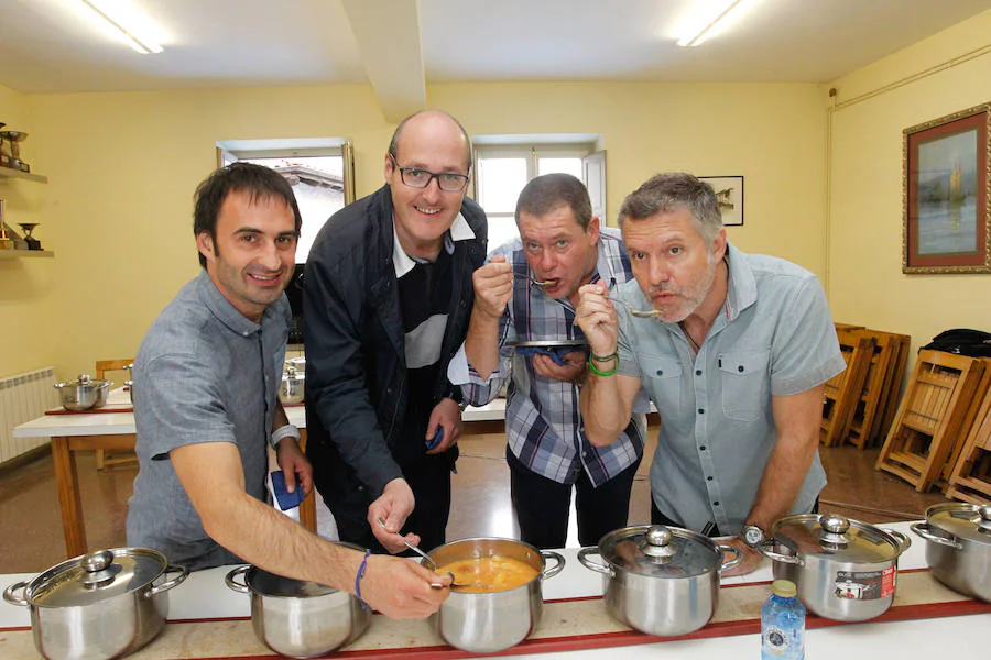 Ali acoge el séptimo Campeonato Mundial de Patatas con Chorizo con la presencia de 32 parejas y un homenaje al chef Diego Guerrero