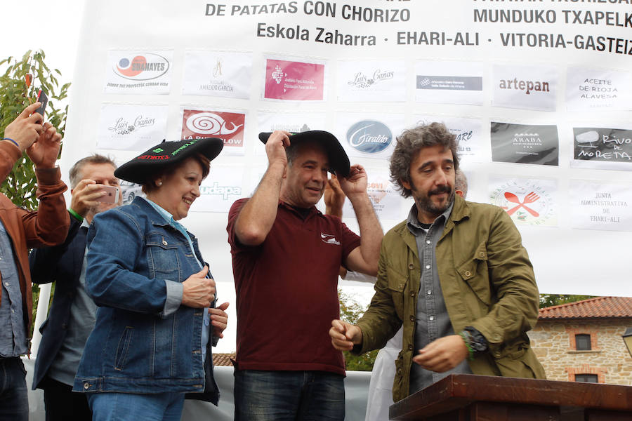 Ali acoge el séptimo Campeonato Mundial de Patatas con Chorizo con la presencia de 32 parejas y un homenaje al chef Diego Guerrero