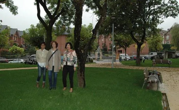 Balier, Irigoras y Ríos presentaron ayer loas actos de inauguración en el nuevo parque. 