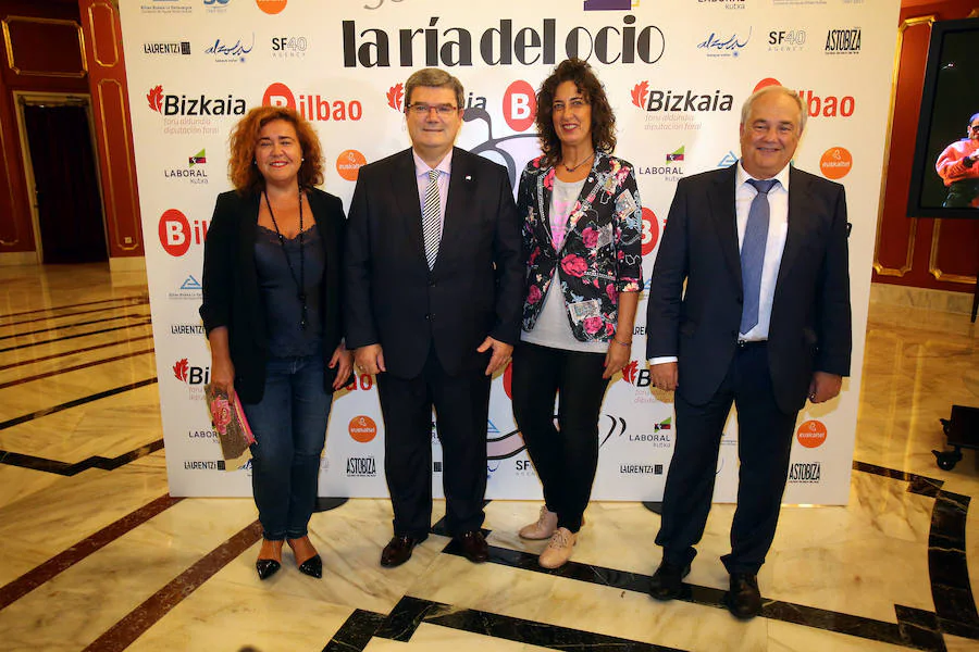 Nekane Alonso, Juan María Aburto, Lorea Bilbao y Arturo Trueba. 
