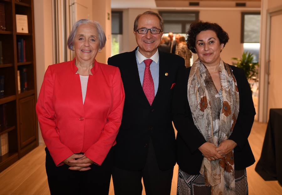 Maite Feito, Ricardo Franco y Elena Castiella.