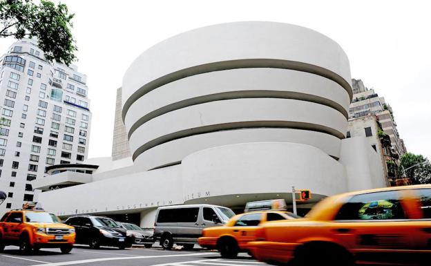 Vista exterior del Museo Guggenheim de Nueva York, diseño de Frank Lloyd Wright.