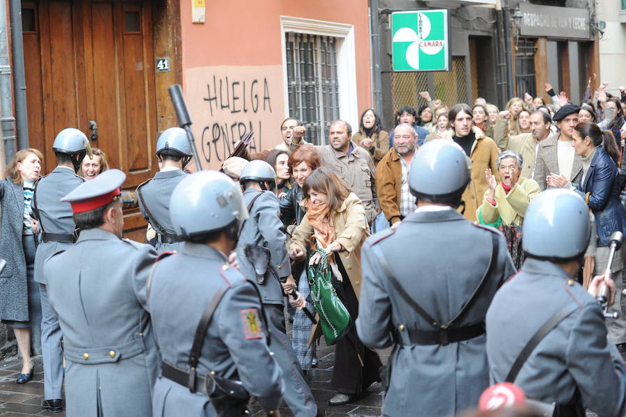 Rodaje de las secuencias más multitudinarias de ‘Vitoria, 3 de marzo’