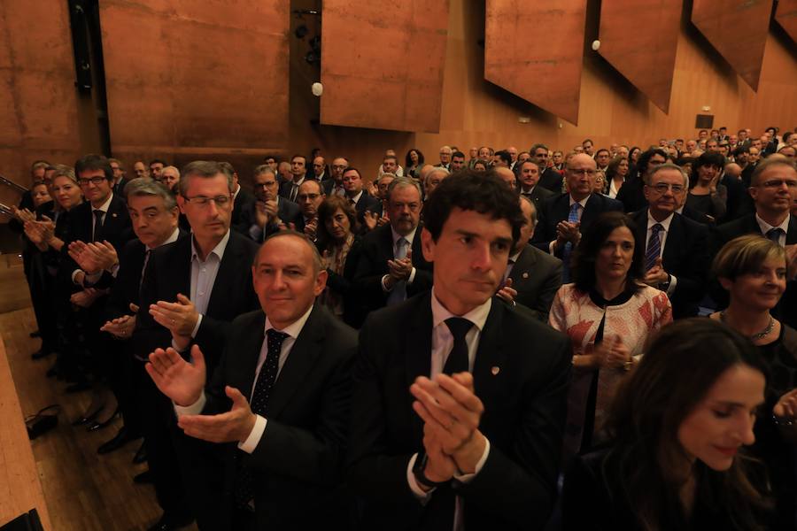 Un gran acto público organizado por la patronal vasca y sus asociaciones territoriales –Adegi, Cebek y SEA- al que han acudido cerca de seiscientos invitados, entre ellos el lehendakari.