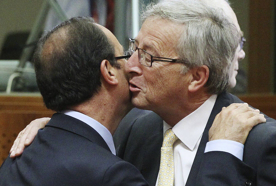 Jean-Claude Juncker y el expresidente de Francia, François Hollande.