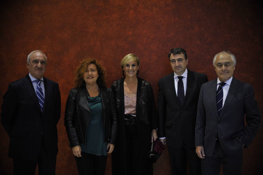 Gloria Renoir, Begoña Bollar, María Teresa Solano, Sol Prat y Marimen Obieta. 