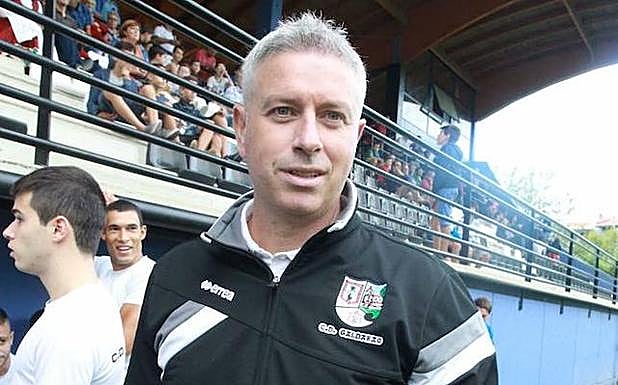 El mister, Iñaki Larrea. 