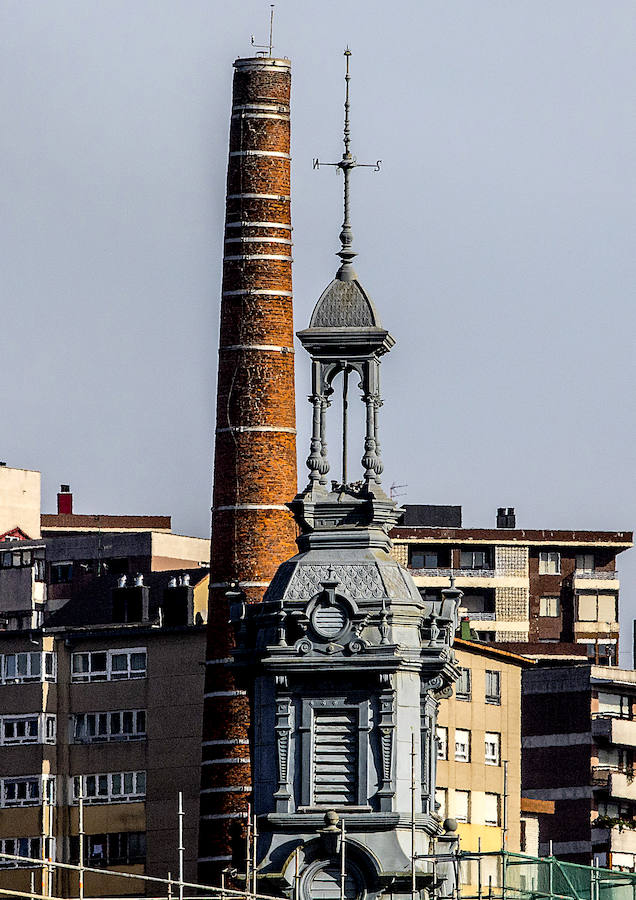 La torre del Ayuntamiento de Bilbao.