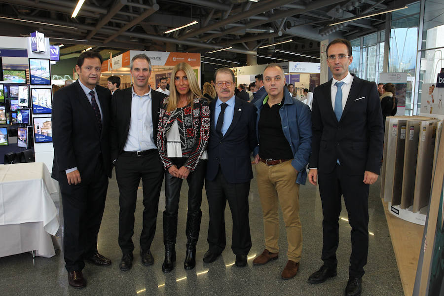 Fernando Elosua, Joseba Maidagan, Mariam Martínez, Jesús Cañada, Carlos Cuesta y Pello Sologaistoa. 