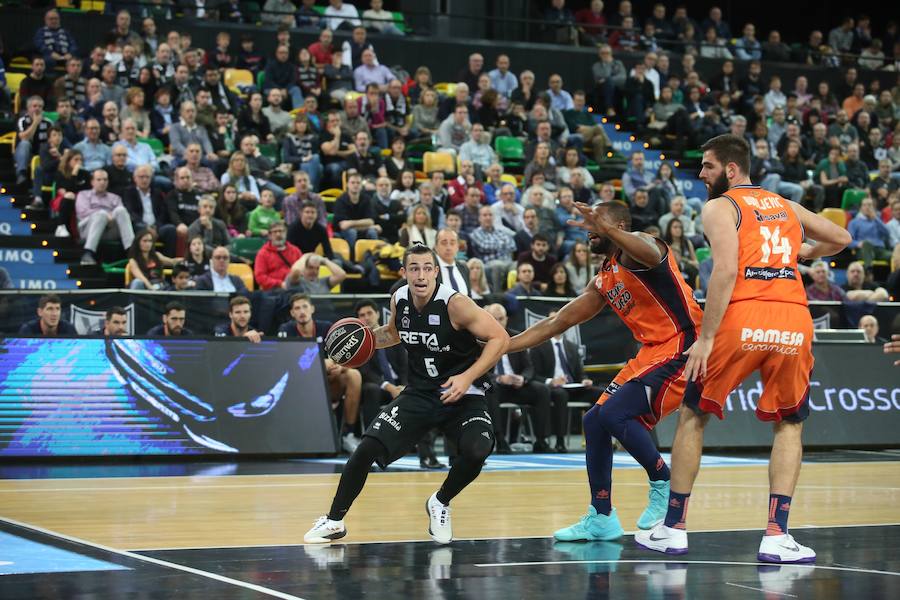 Las mejores imágenes del Bilbao Basket - Valencia Basket