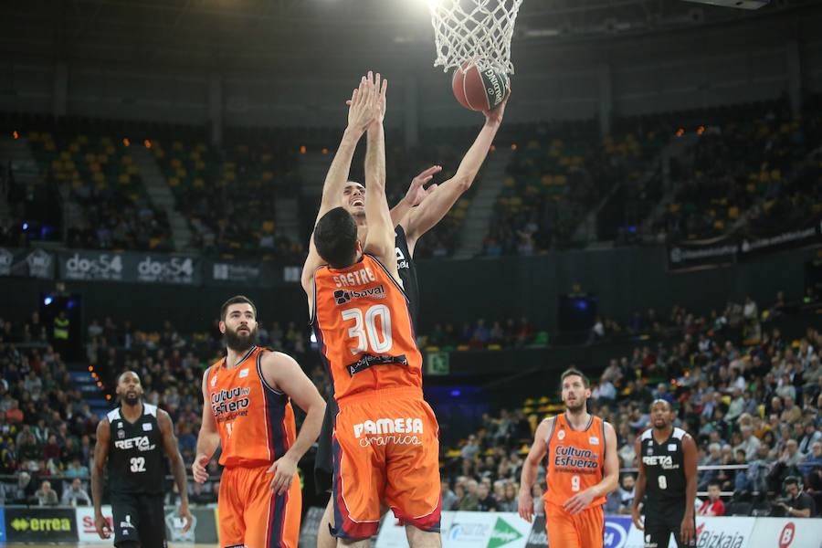 Las mejores imágenes del Bilbao Basket - Valencia Basket