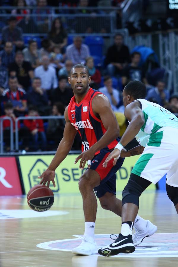 Las mejores imágenes del partido Baskonia - Joventut de la Liga Endesa 2017/2018.