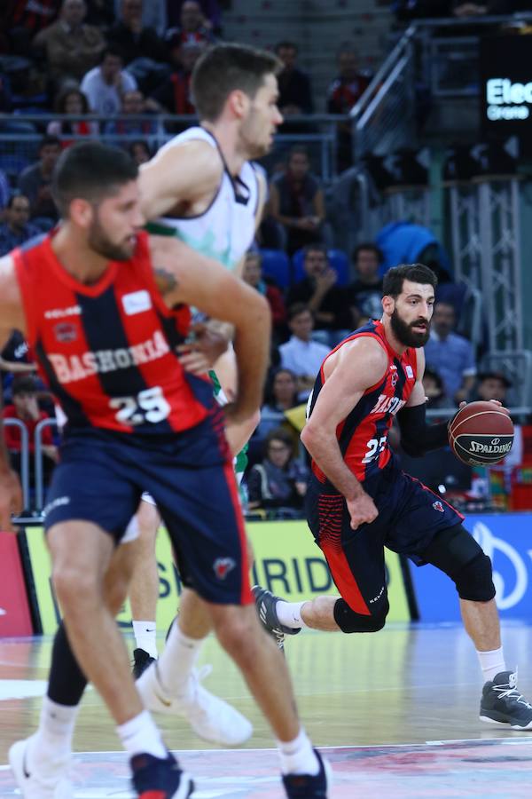 Las mejores imágenes del partido Baskonia - Joventut de la Liga Endesa 2017/2018.