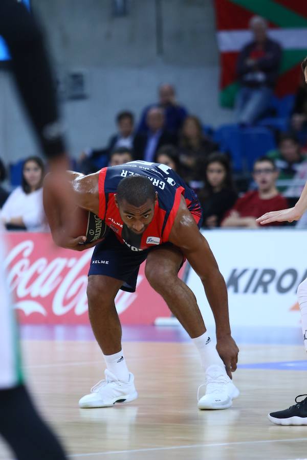 Las mejores imágenes del partido Baskonia - Joventut de la Liga Endesa 2017/2018.