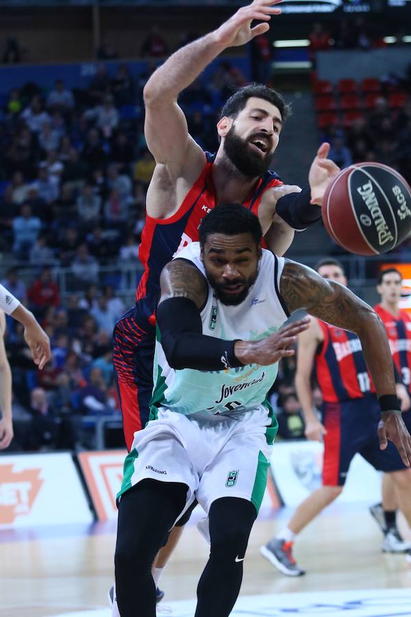 Las mejores imágenes del partido Baskonia - Joventut de la Liga Endesa 2017/2018.