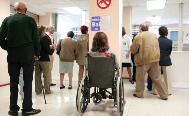 Varios pacientes en el servicio de Urgencias de Cruces.