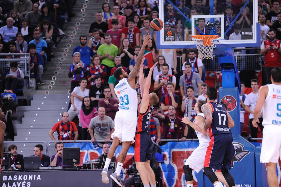 Fotos del Baskonia - Real Madrid de Euroliga 2017-18