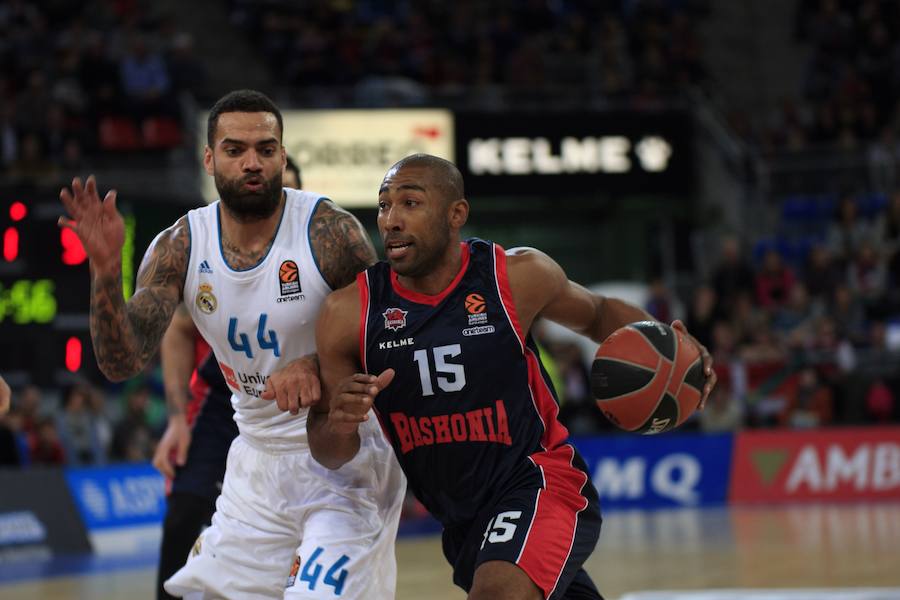 Fotos del Baskonia - Real Madrid de Euroliga 2017-18