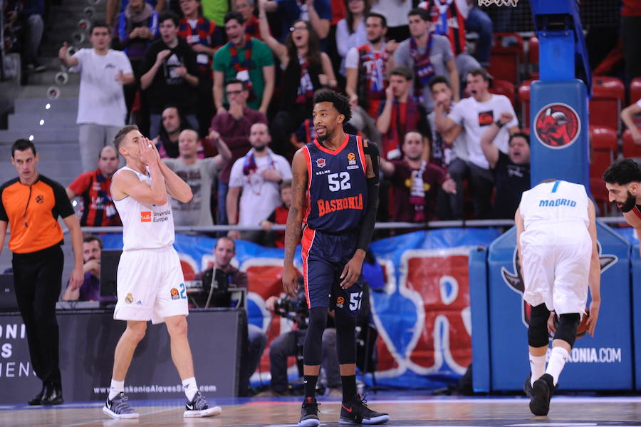 Fotos del Baskonia - Real Madrid de Euroliga 2017-18