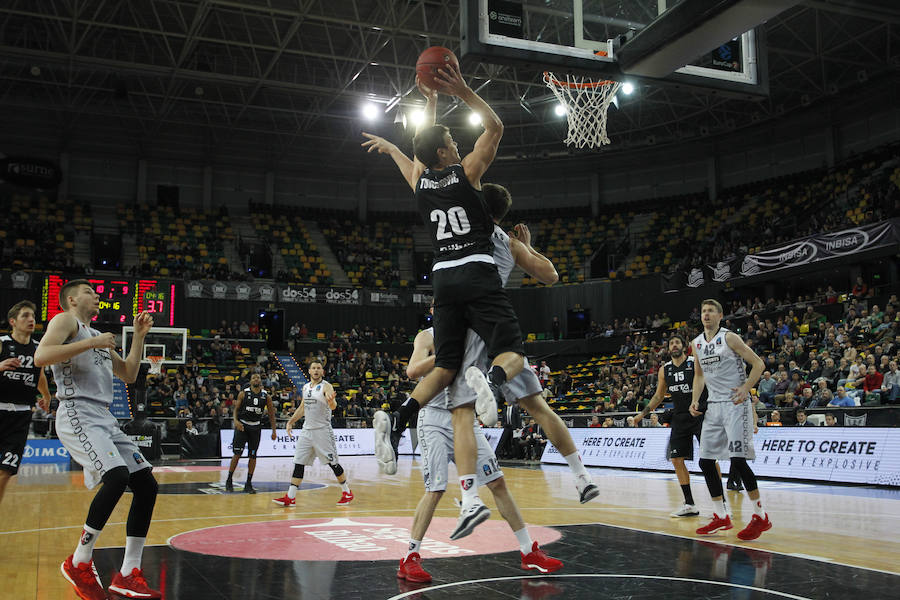 Las mejores imágenes del Bilbao Basket - Lietuvos Rytas