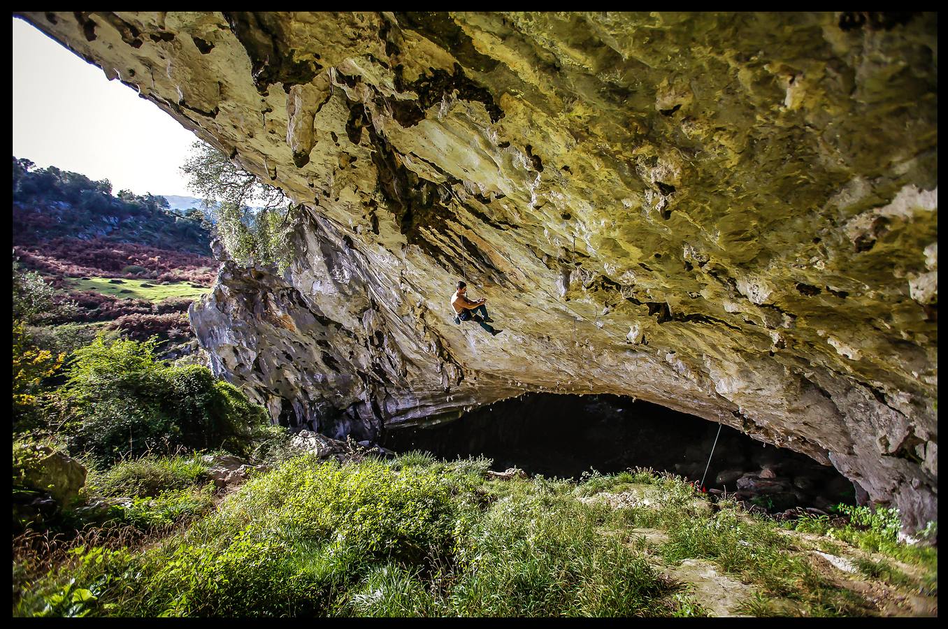 El Gobierno vasco protege las cavernas de Baltzola y Axlor, en Dima, mediante la declaración de Bien de Interés Cultural
