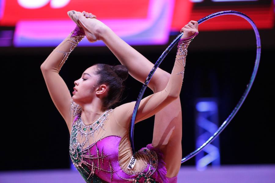 Las mejores imágenes de la gala internacional Euskalgym, celebrada en el Buesa Arena de Vitoria