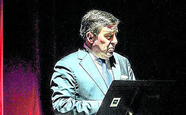 Juan Carlos Matellanes, explicando las novedades. 