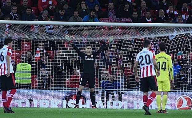 Kepa, protagonista con un paradón al penalti de Trigueros