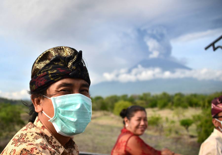 Las autoridades indonesias han cerrado el aeropuerto internacional Ngurah Rai ante el peligro de una mayor actividad