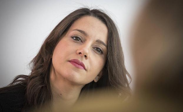 Inés Arrimadas durante la entrevista.