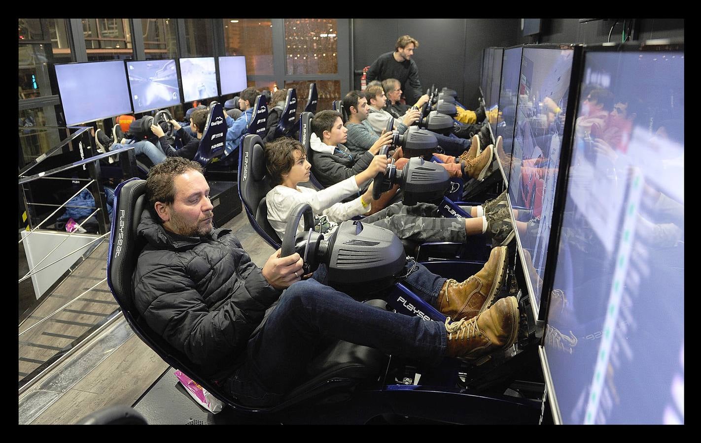 El festival de videojuegos Fun and Serious congrega a miles de jóvenes en el Euskalduna 