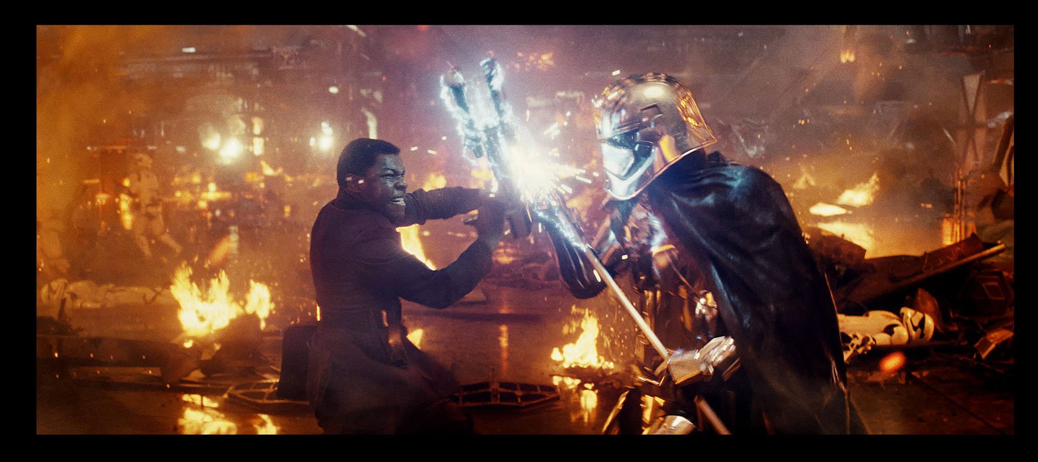 La octava entrega de la saga de George Lucas ' Star Wars VIII: Los últimos jedi ' recupera la esencia de las películas de hace casi cuatro décadas para relanzar la franquicia