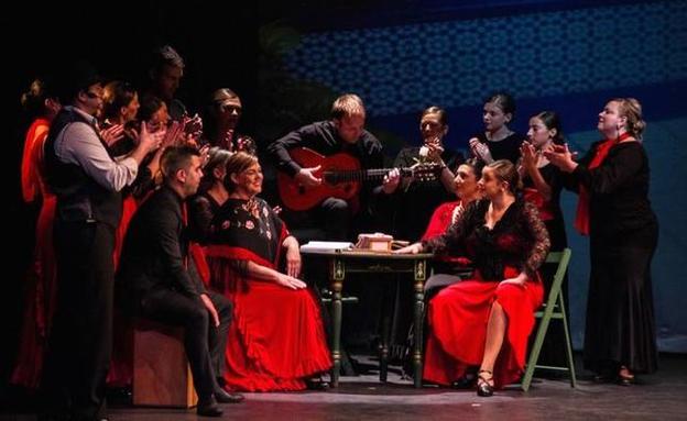 Última puesta en escena de la ópera flamenca 'Debla' en la localidad guipuzcoana de Arrasate. 