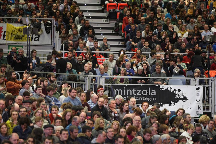Más de 14.000 personas asisten hoy en el BEC de Barakaldo al certamen
