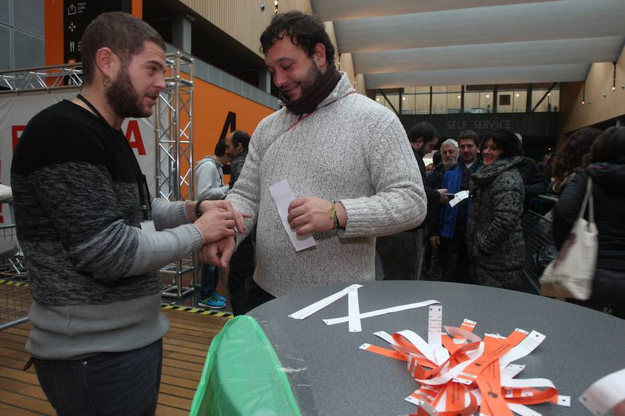 Más de 14.000 personas asisten hoy en el BEC de Barakaldo al certamen