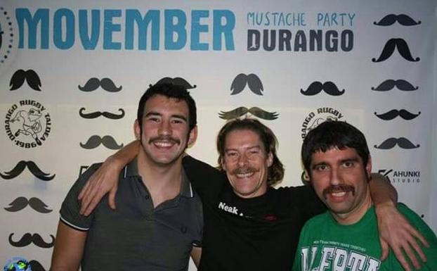 Algunos de los participantes en el concurso de bigotes. 