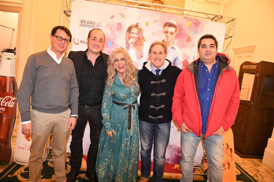 Alejandro Cepeda, Igor Cubillo, Olga Zulueta, Alfonso Gil y Sergio Ortiz de Zárate.