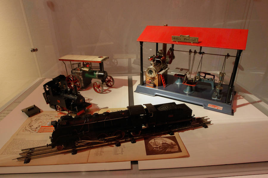 Exposición ‘A todo tren. 1889, del Vasco Navarro al Orient Express’ 