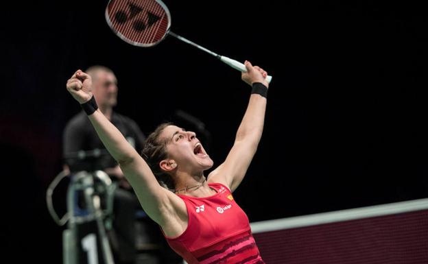 Carolina Marín, tras vencer en Dinamarca.