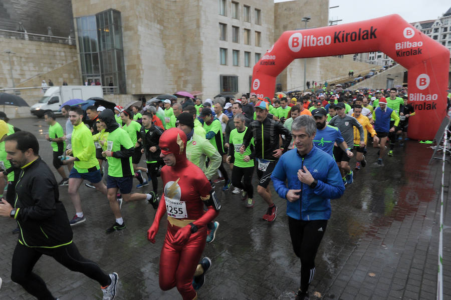 Cerca de 2.500 participantes han querido decir adiós al 2017 a la carrera