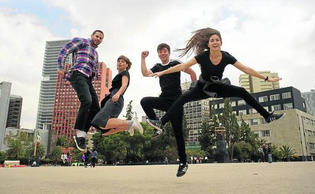 Josu, Cris, Lander y Lore en Ciudad de México