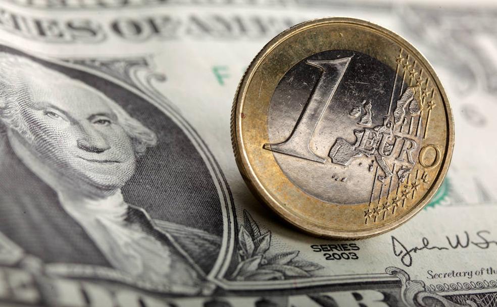 El euro apunta este año por encima de los 1,24 dólares