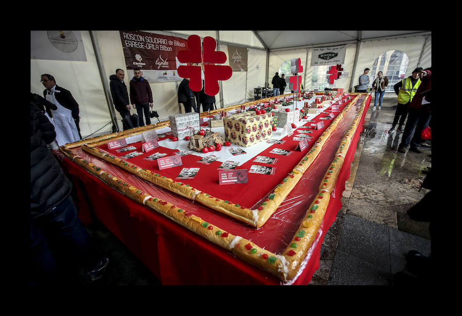 La Plaza Nueva se empacha con 500 kilos de Roscón Solidario