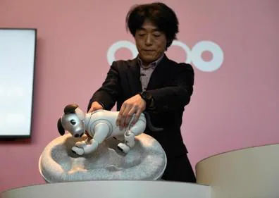 El perro-robot Aibo de Sony arrasa en ventas tras su lanzamiento