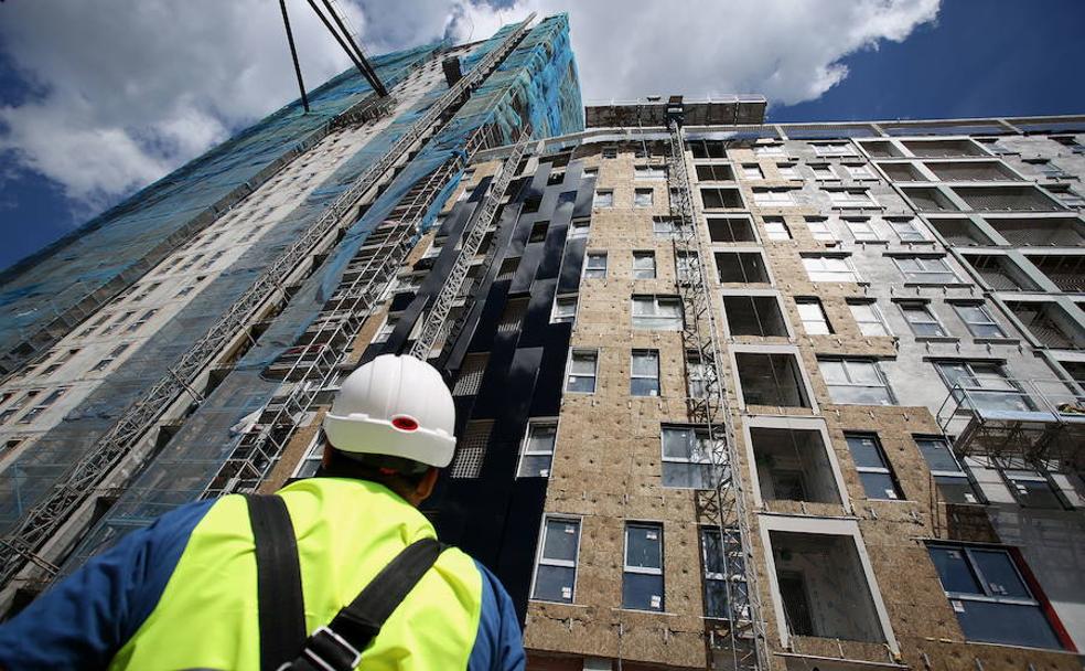 Construcción de un edificio de viviendas en Bolueta, Bilbao.